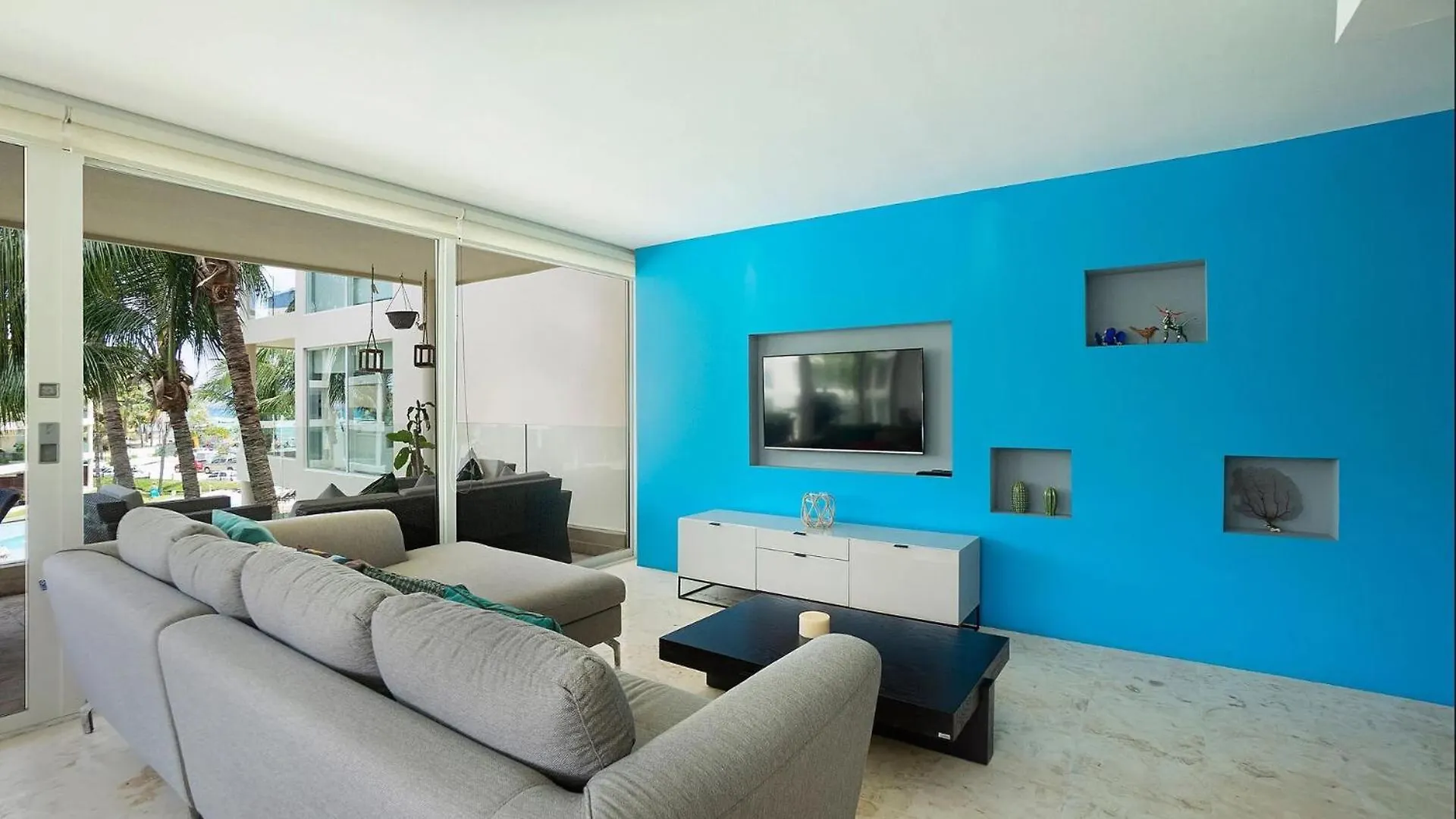 The Elements Oceanfront & Beachside Condo Hotel Playa del Carmen 4*,  Mexico