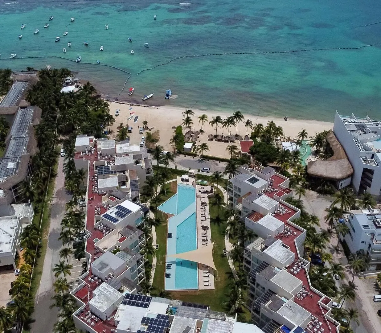 Aparthotel The Elements Oceanfront & Beachside Condo Hotel Playa del Carmen