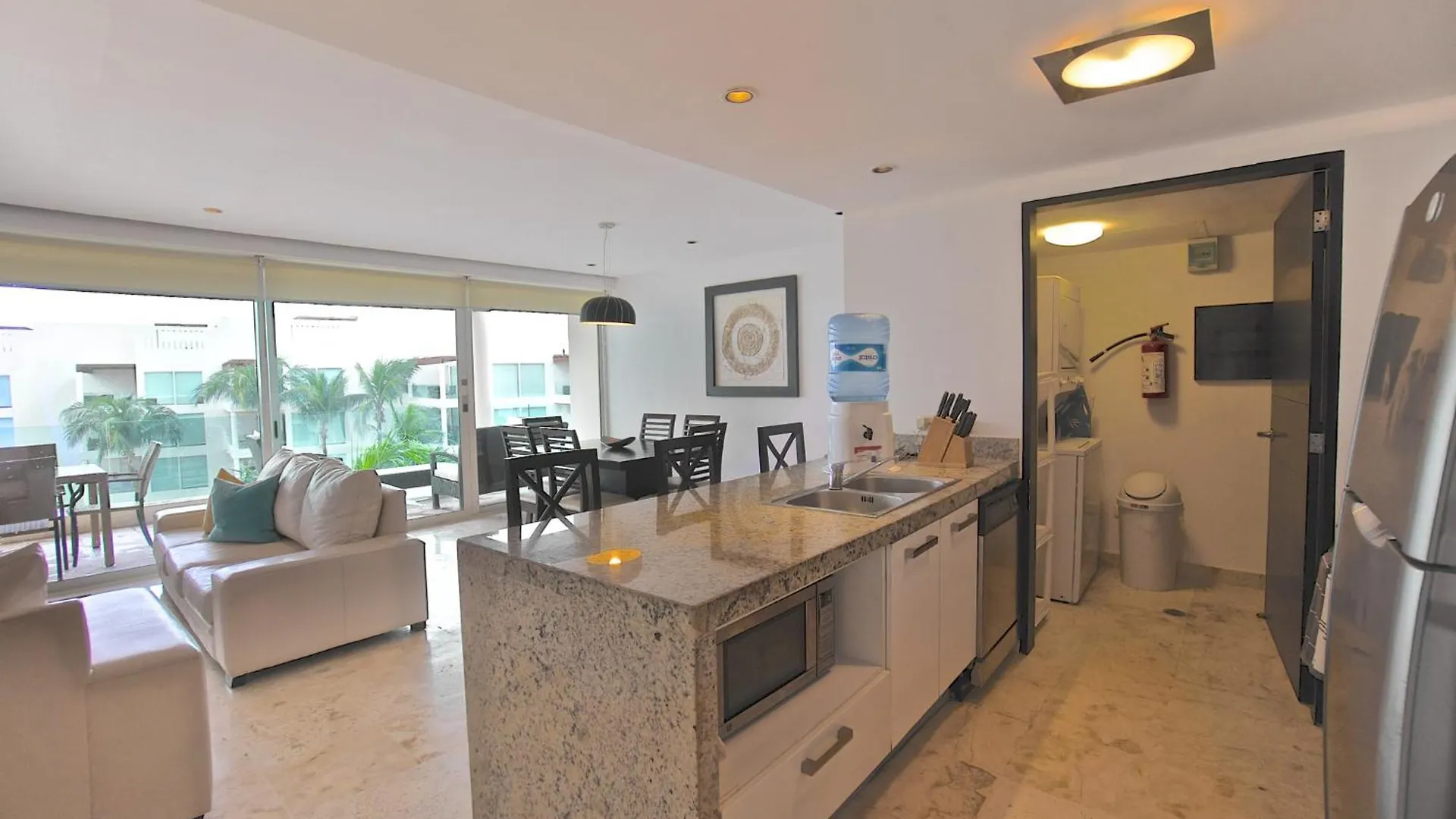 Aparthotel The Elements Oceanfront & Beachside Condo Hotel Playa del Carmen