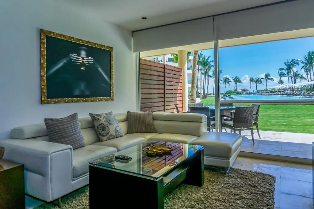 **** Ξενοδοχείο με διαμερίσματα The Elements Oceanfront & Beachside Condo Hotel Πλάγια Ντελ Κάρμεν Μεξικό