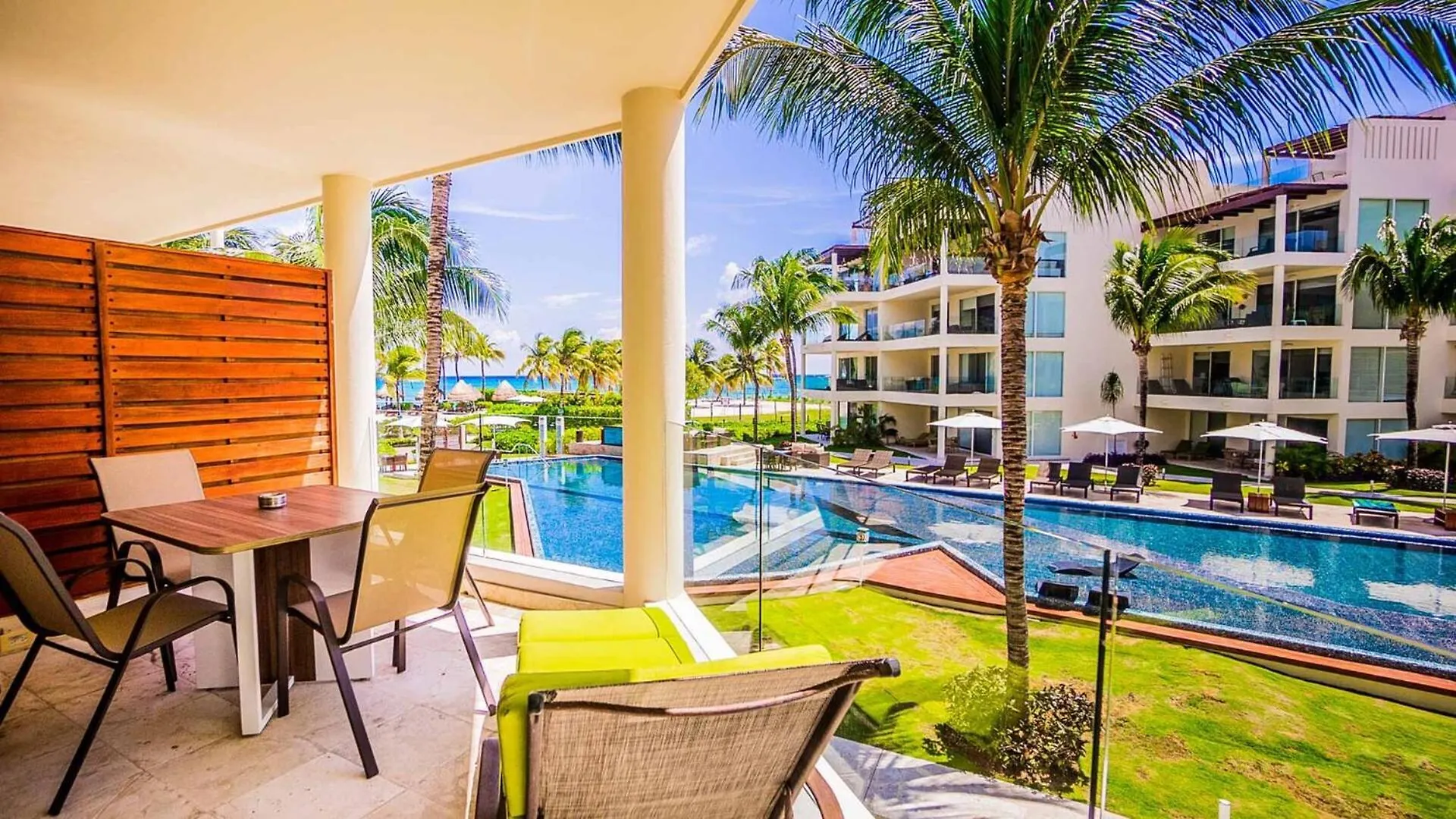 The Elements Oceanfront & Beachside Condo Hotel Πλάγια Ντελ Κάρμεν Ξενοδοχείο με διαμερίσματα
