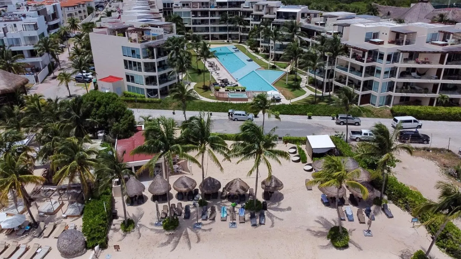 The Elements Oceanfront & Beachside Condo Hotel Πλάγια Ντελ Κάρμεν 4*,
