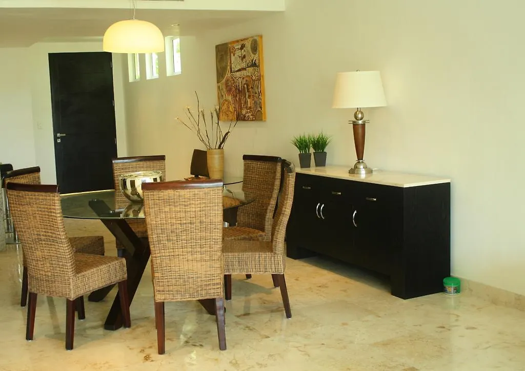 The Elements Oceanfront & Beachside Condo Hotel Playa del Carmen Aparthotel